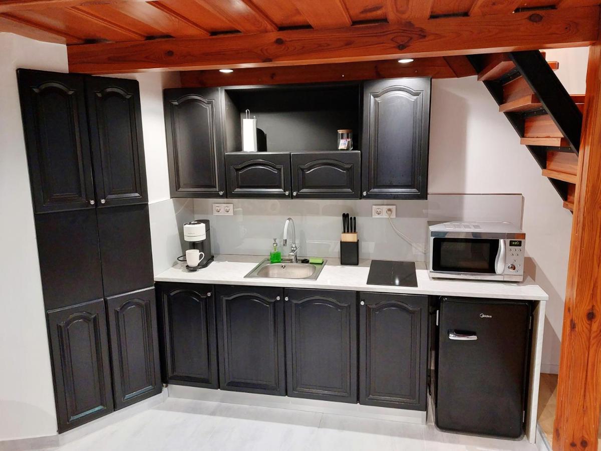 Square 16 Apartman - Absolutely Central Location With Self Check In Szombathely Buitenkant foto